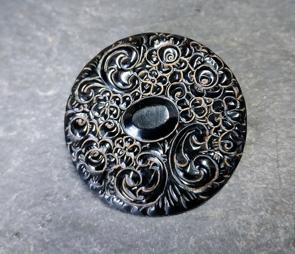 Antique Victorian Gutta Percha Brooch - Large circle Design - 6.2g