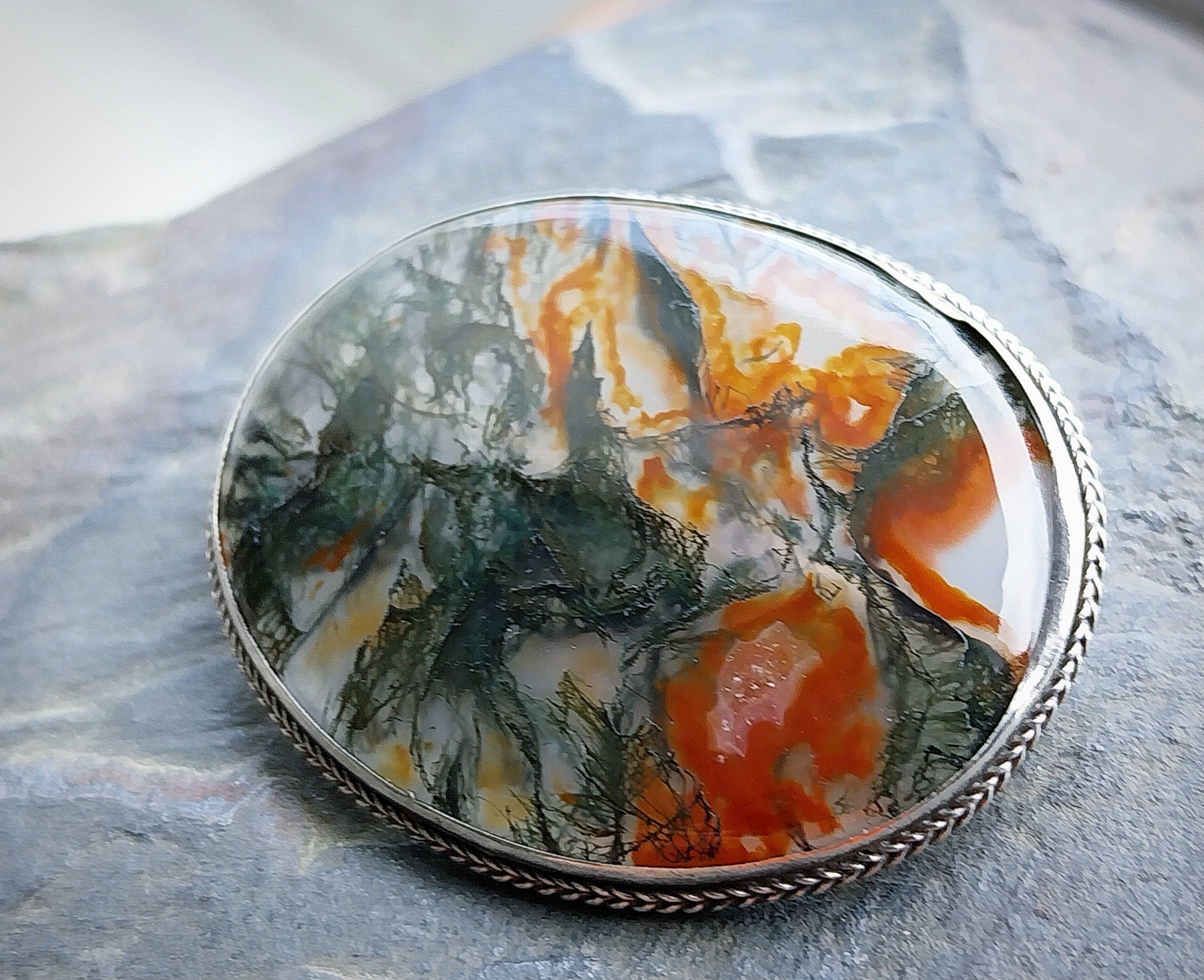 Vintage Sterling Silver Moss Agate Brooch - Vibrant Dendritic Gemstone  - 6.7g