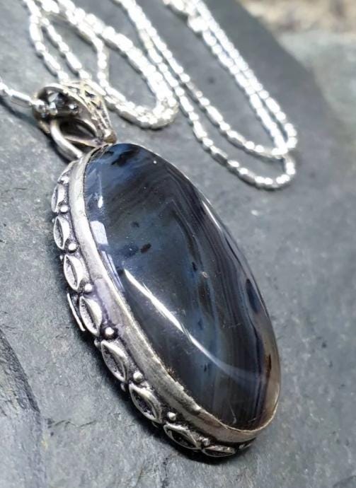 Large Sterling Silver Moss / Mottled Agate Necklace Pendant on 20" Chain - 16.4g