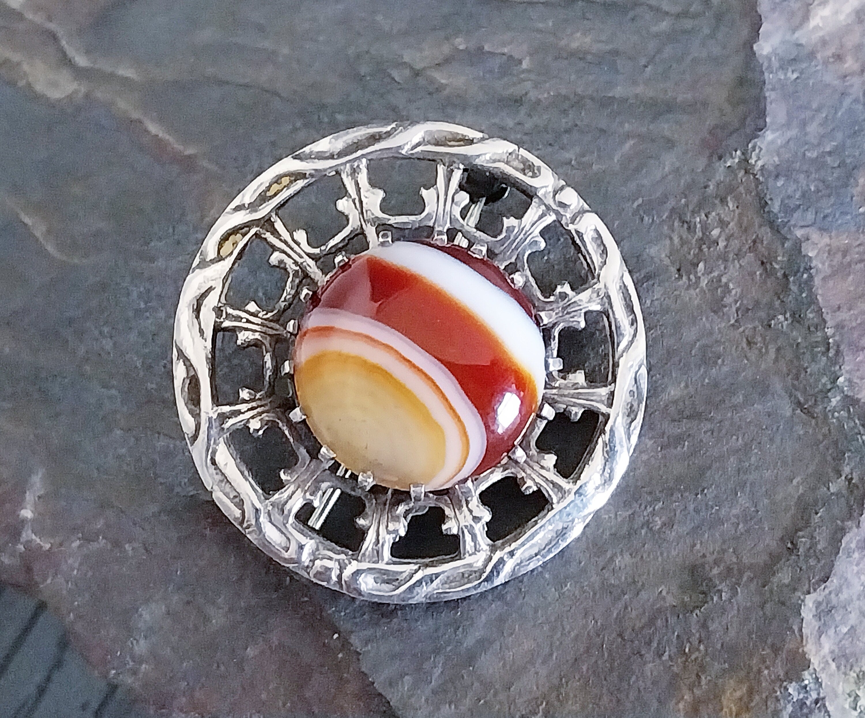 Robert Allison BROOCH - Striped Agate Scottish Silver Hallmarked c.1961 - 8.5g