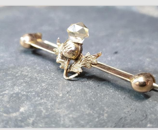 Antique 9ct Gold Thistle and Citrine Bar Brooch - 1.8g