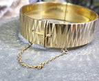 Vintage 22ct Gold on Sterling SILVER BANGLE Bracelet - 1967 - 39.2g