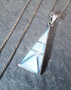 Sterling Silver Vintage Blue MOP Necklace Pendant Drop - with 16" chain - 6.1g