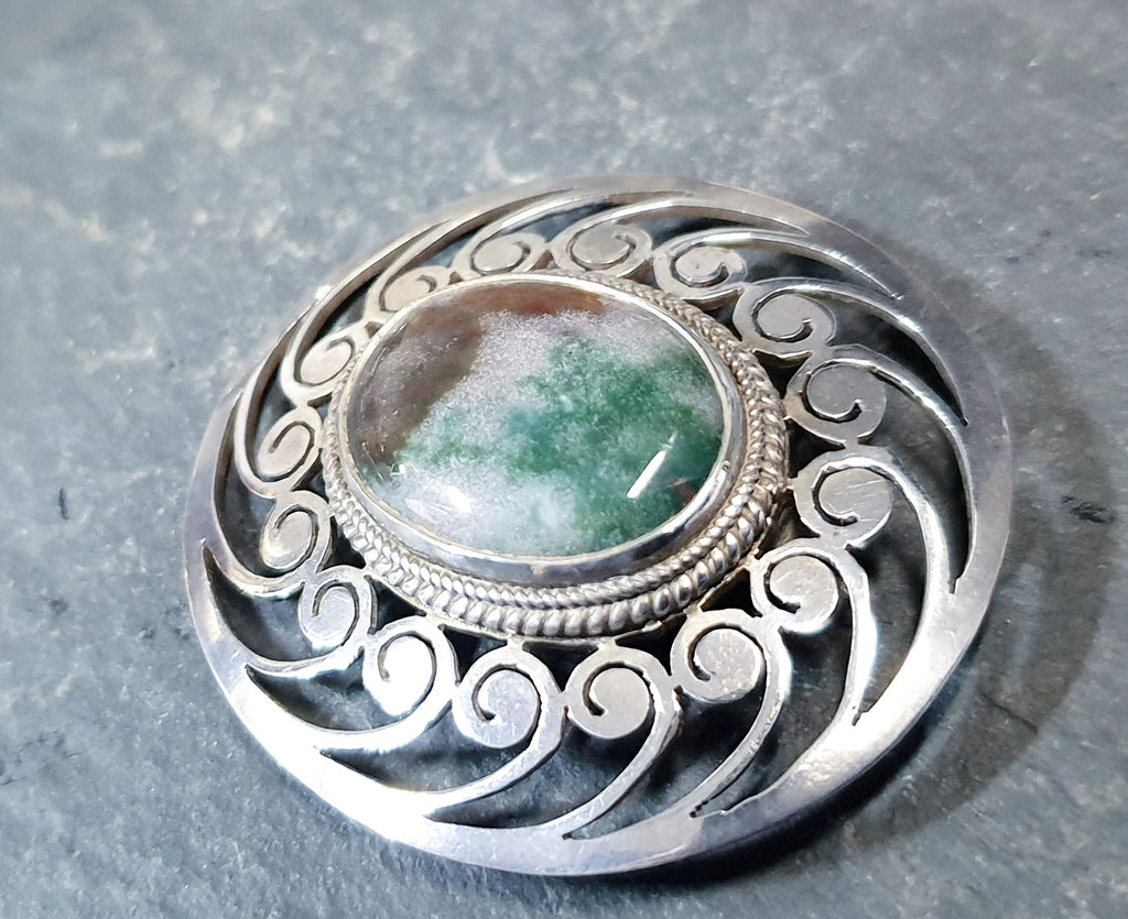 Large Sterling Silver Moss Agate Silver Brooch - 11.1g