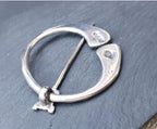 Robert Allison PENNANULAR BROOCH - Scottish Silver Shawl Pin c.1952 - 9.9g