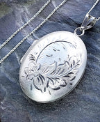 Large Vintage SILVER Puffy OVAL LOCKET - with Rose on 20" Chain - 12.1g
