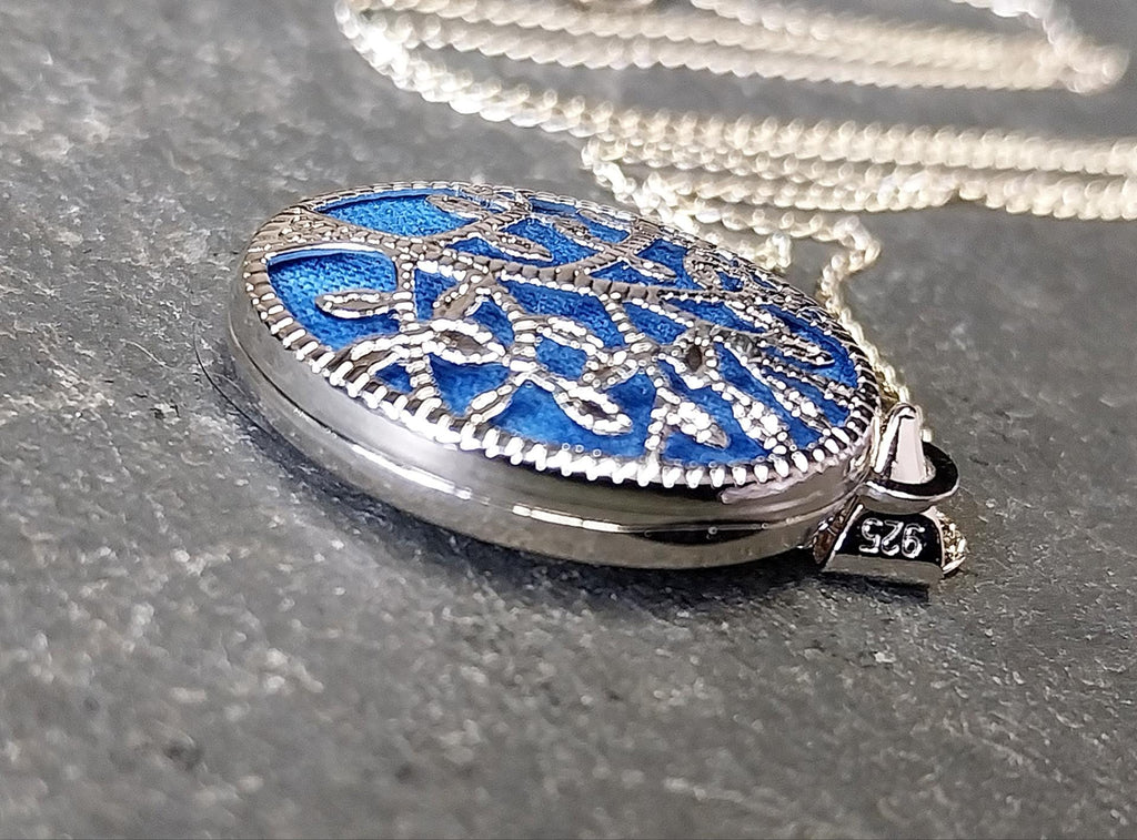 Vintage Tree of Life LOCKET - Sterling Silver with 16" Chain - 2.9g