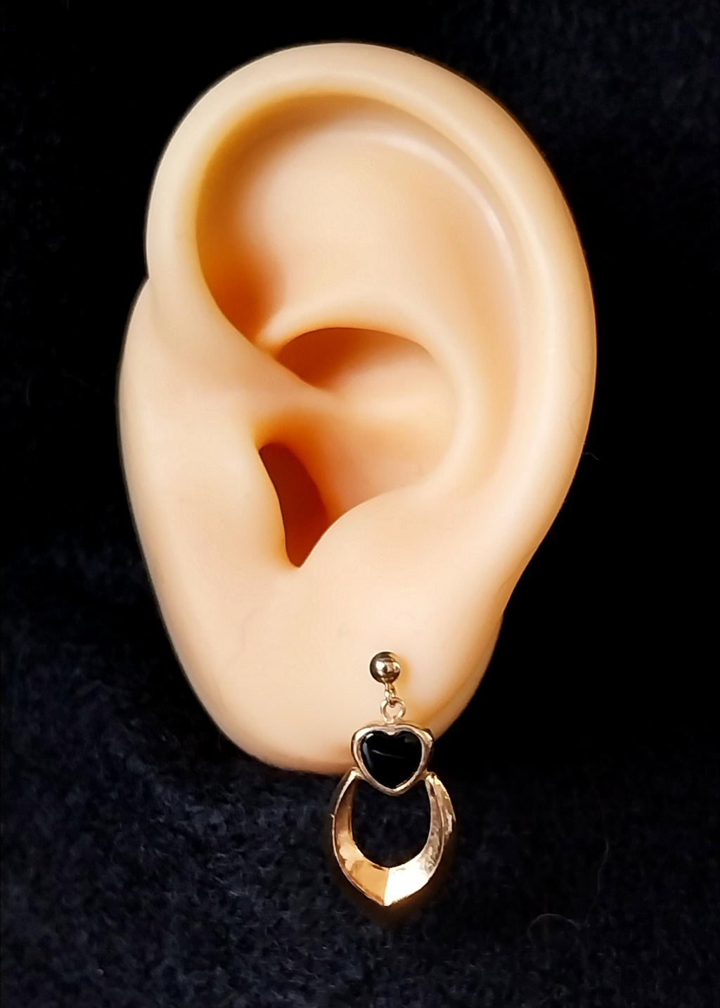 Vintage 9ct Gold EARRINGS with Black Onyx Heart - Dangling - 1.4g