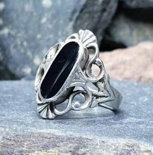 SILVER ONYX RING - Jet Black Stone - Size uk M ( usa 6.5) - 3.2g