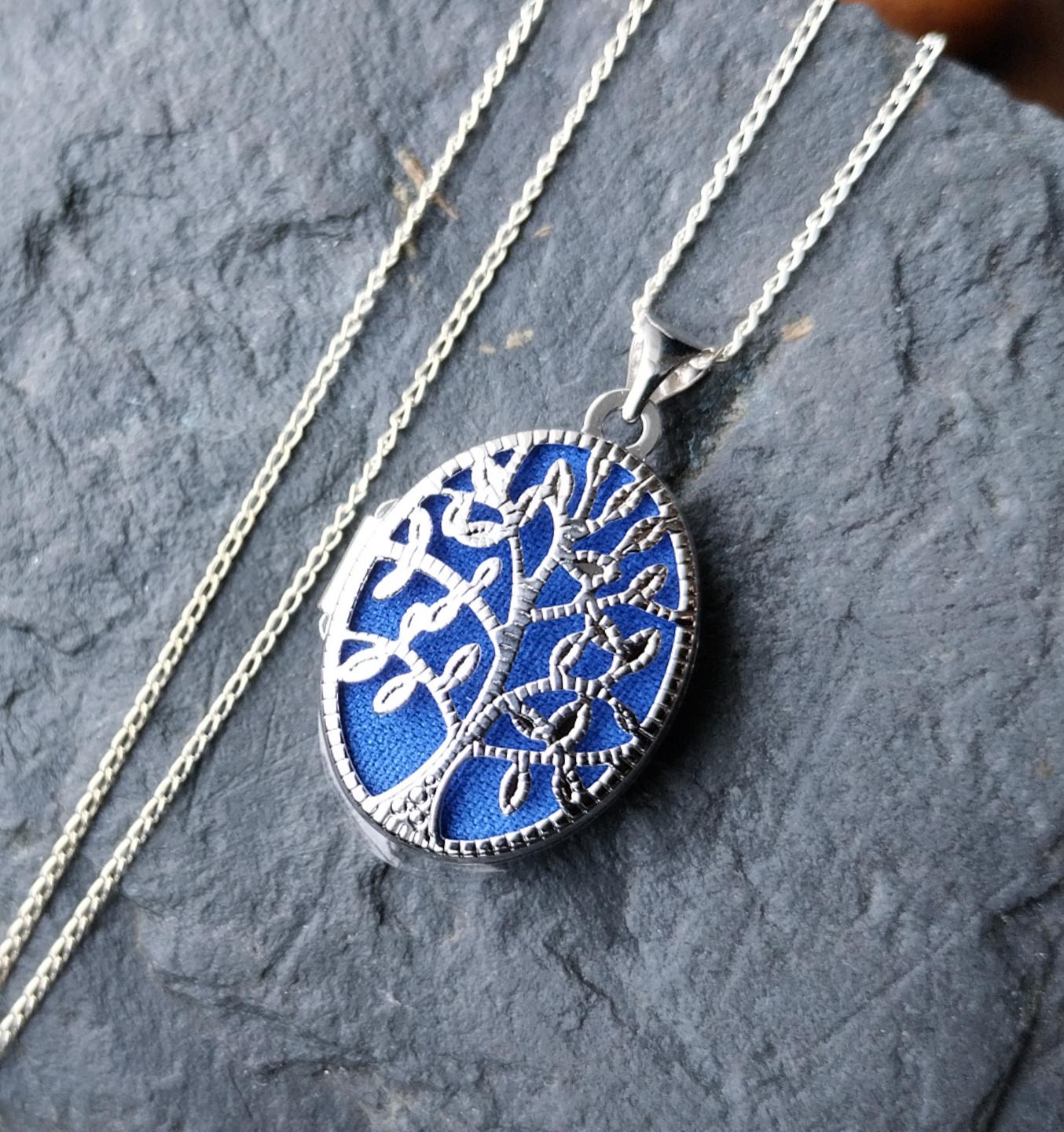 Vintage Tree of Life LOCKET - Sterling Silver with 16" Chain - 2.9g