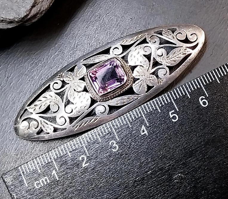 Vintage Sterling Silver BROOCH - Amethyst and shamrocks - 8.6g
