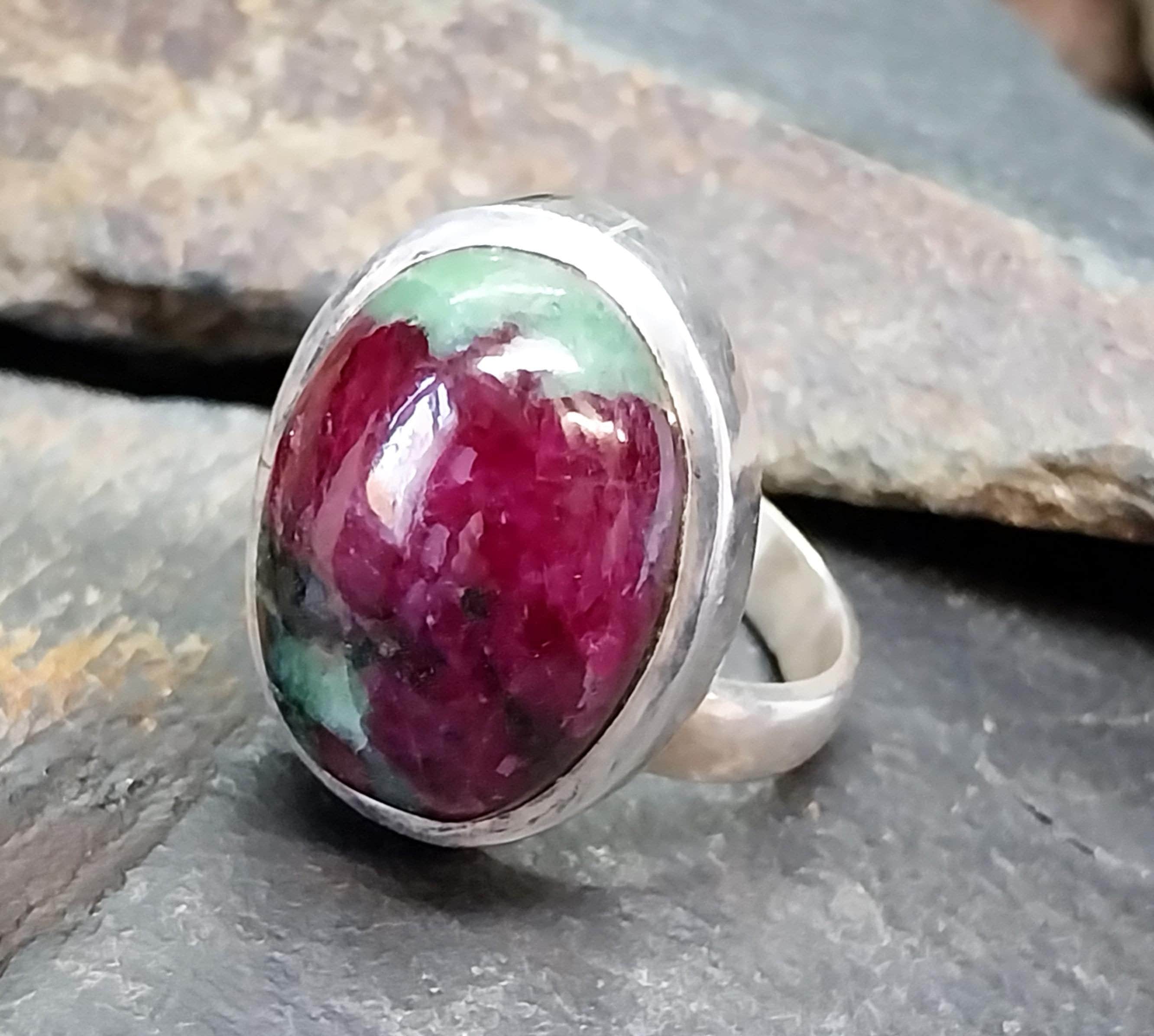 Sterling Silver RING - Large Moss Agate and Plum Red - uk size Q (us 8) - 14.1g