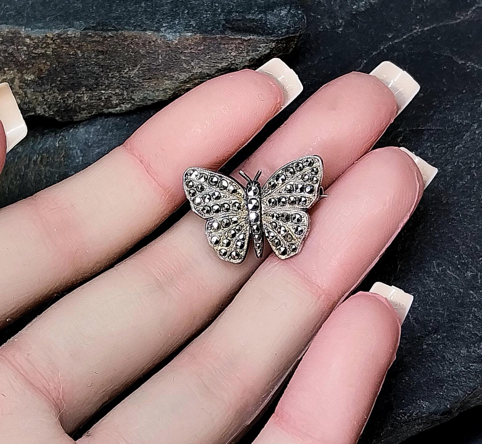 Vintage Silver BUTTERFLY Brooch - with Marcasite Stones - 3.7g