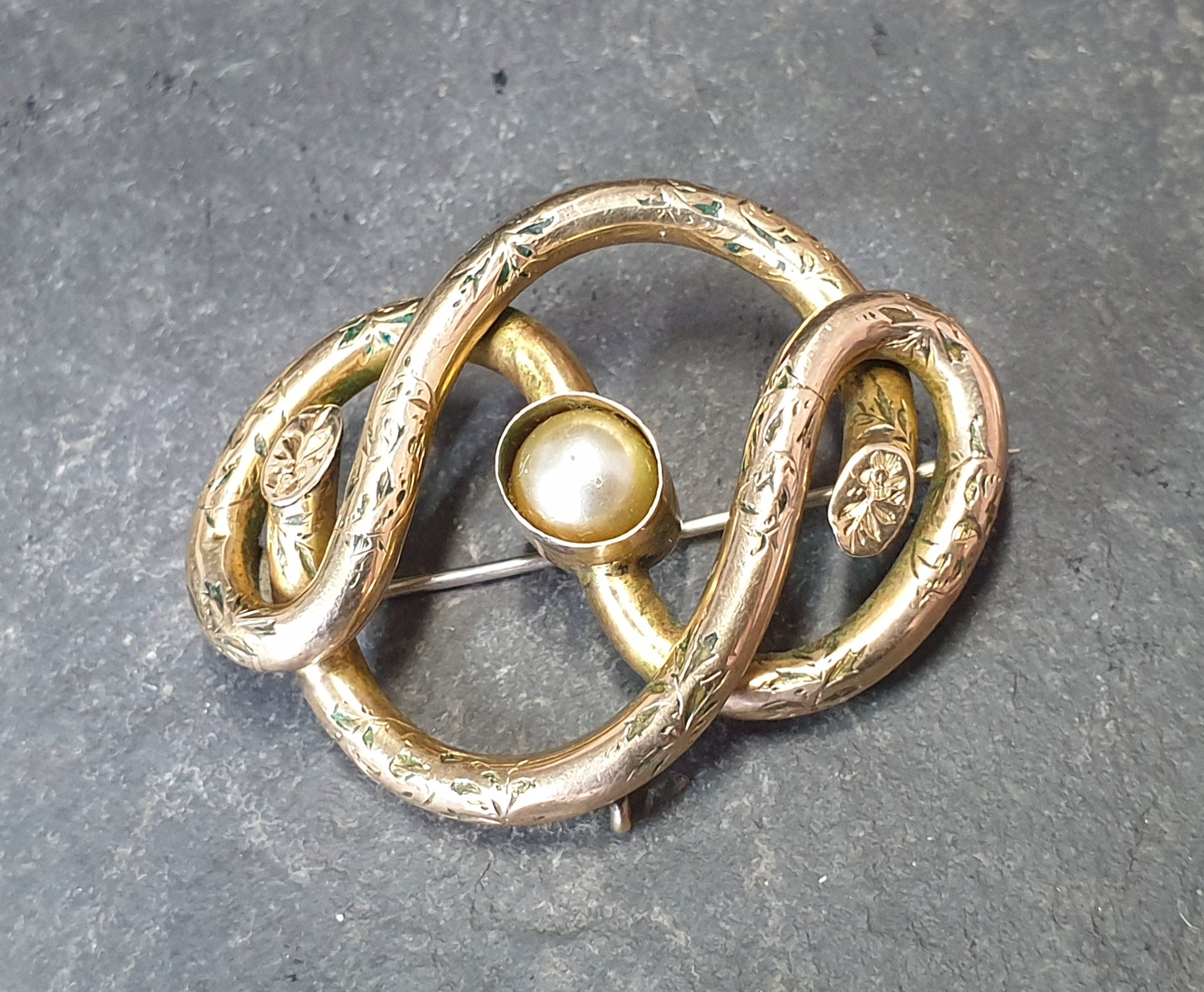 Antique 9ct Rolled Gold Infinity Lovers Knot with Pearl  - 6.6g