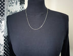 9ct GOLD CURB Style CHAIN Necklace - 21" Very Long - Hallmarked - 3.6g