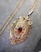 Vintage 9ct GOLD Ornate Locket Necklace on 20" Chain - 8g