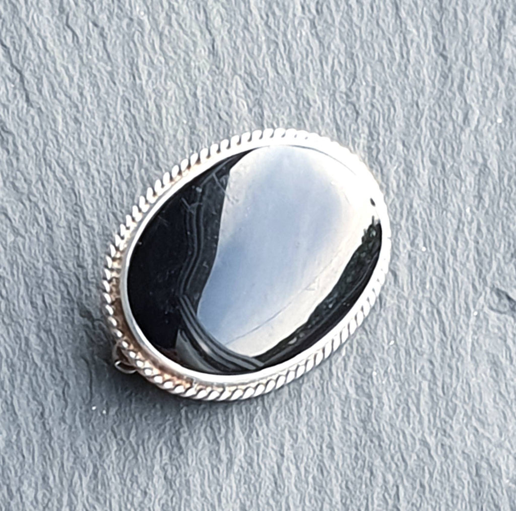 SILVER ONYX BROOCH Pin Victorian Style, Vintage with Jet Black Stone