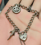 Vintage Sterling SILVER CHARM BRACELET with 2 Charms shamrock - 10.6g