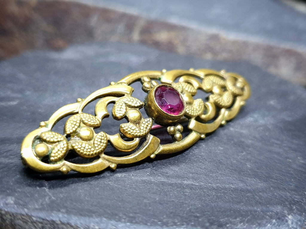 ANTIQUE Pinchbeck Brooch with Pink Cranberry Glass Gemstone - Edwardian 5.8g