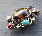 Vintage Sterling Silver Brooch with Celtic Design and Agate Gemstones  - 12.2g