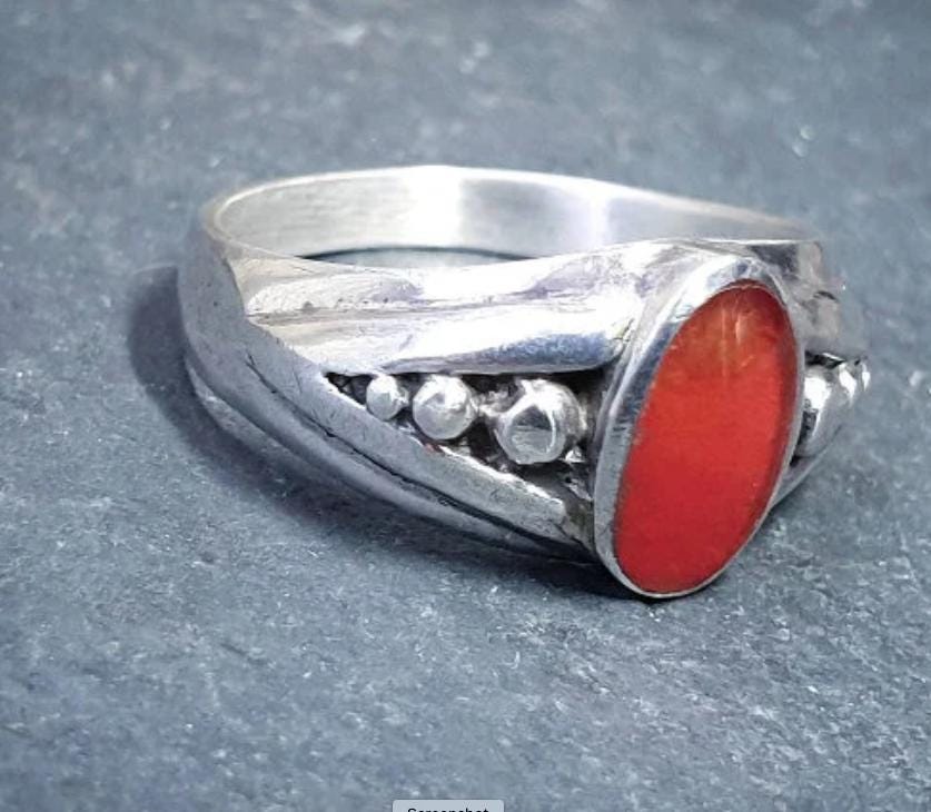 Vintage CARNELIAN STERLING SILVER Ring - uk size P 1/2 (us 8) - 4.4g