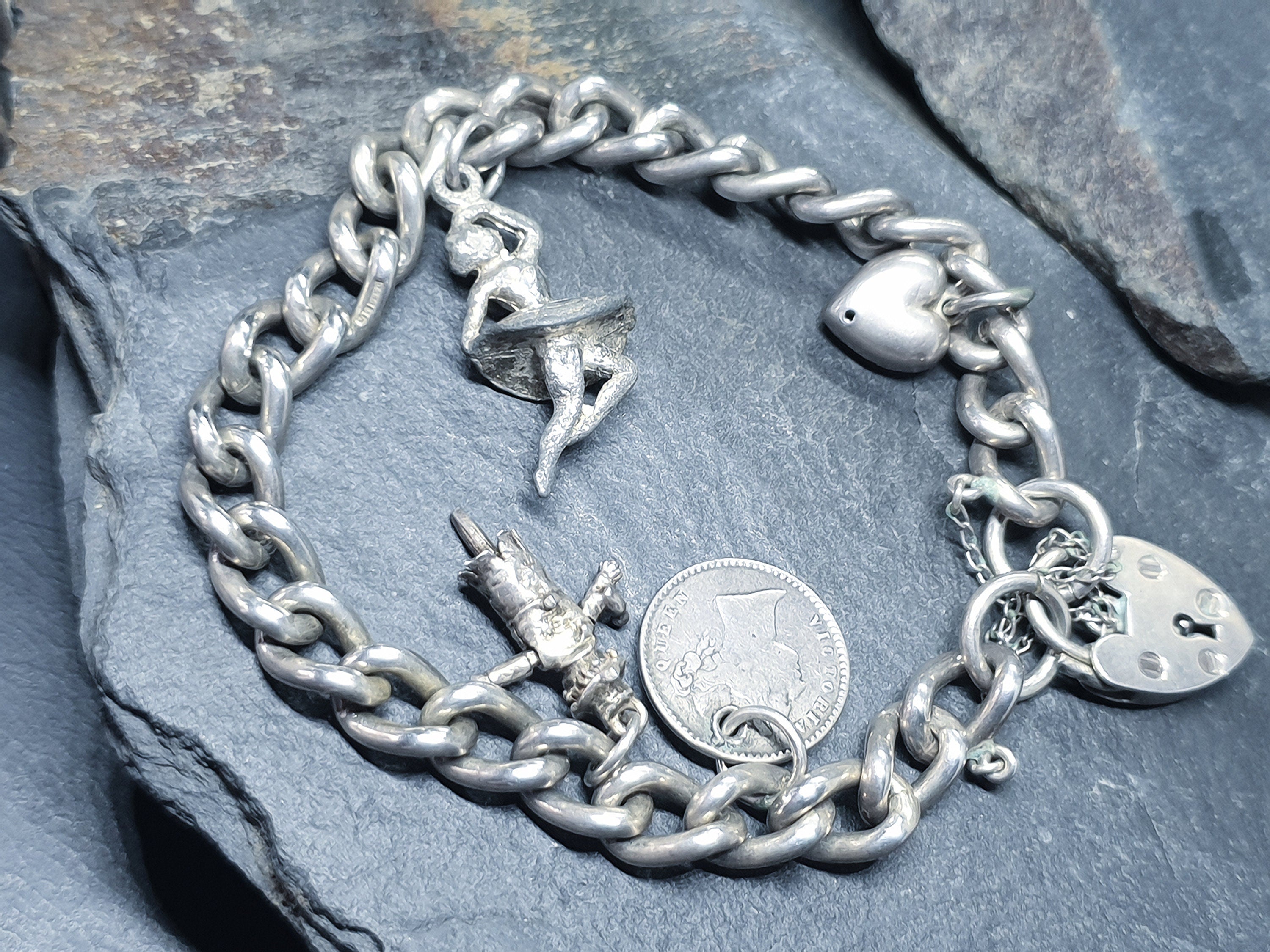 Vintage Silver CHARM BRACELET with 4 Charms and heart padlock clasp - 29.1g