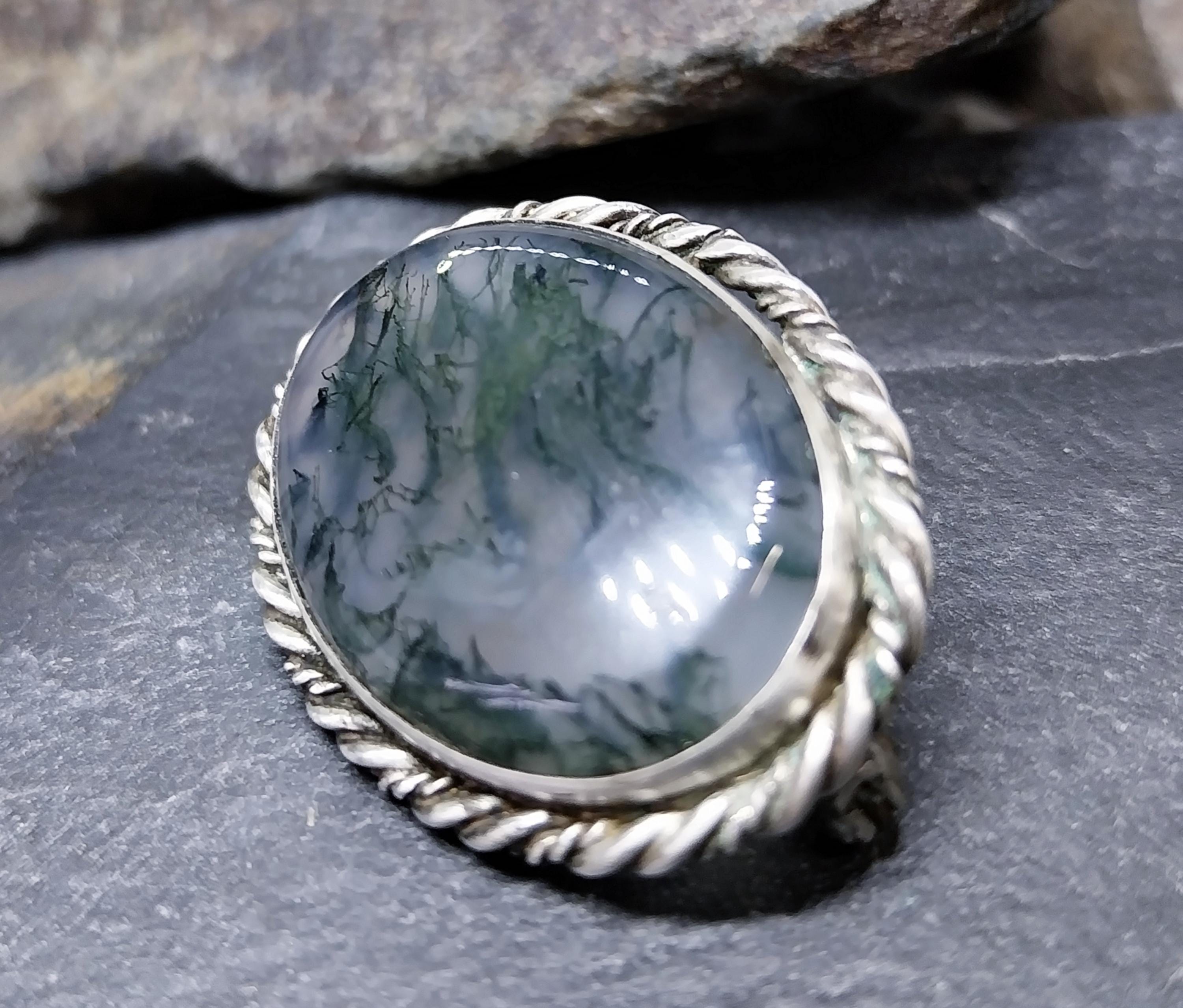 Vintage Silver Natural Green Moss Agate Brooch - 8.8g