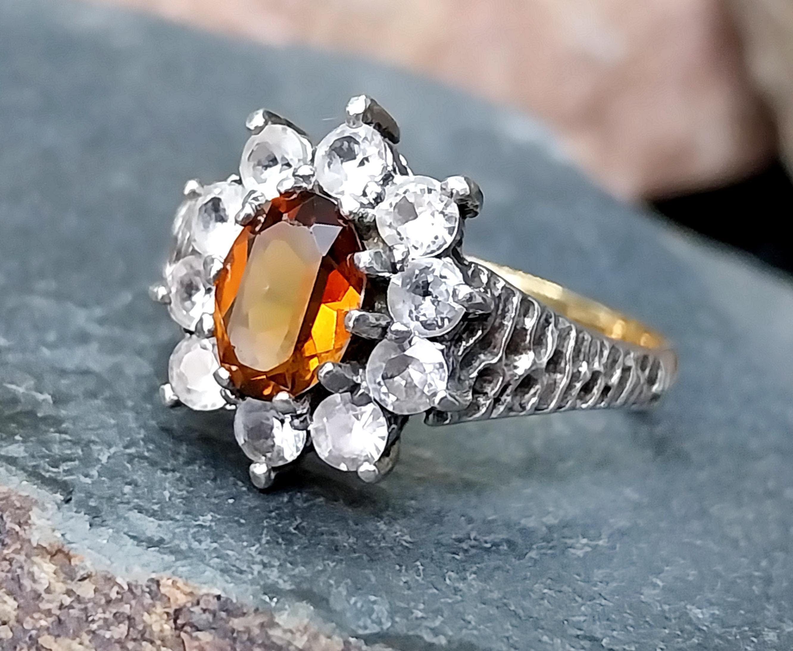 Vintage Art Deco 9ct Gold Ring Cognac Citrine - Size uk 0 1/2 (us 7.5) - 2.8g