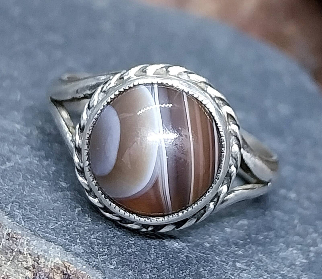 Vintage Sterling SILVER BANDED AGATE Ring - Size uk N (us 6.5) - 3.5g