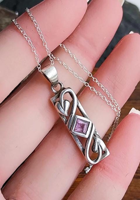 Vintage Sterling PENDANT NECKLACE with Amethyst on 18" - 4.7g