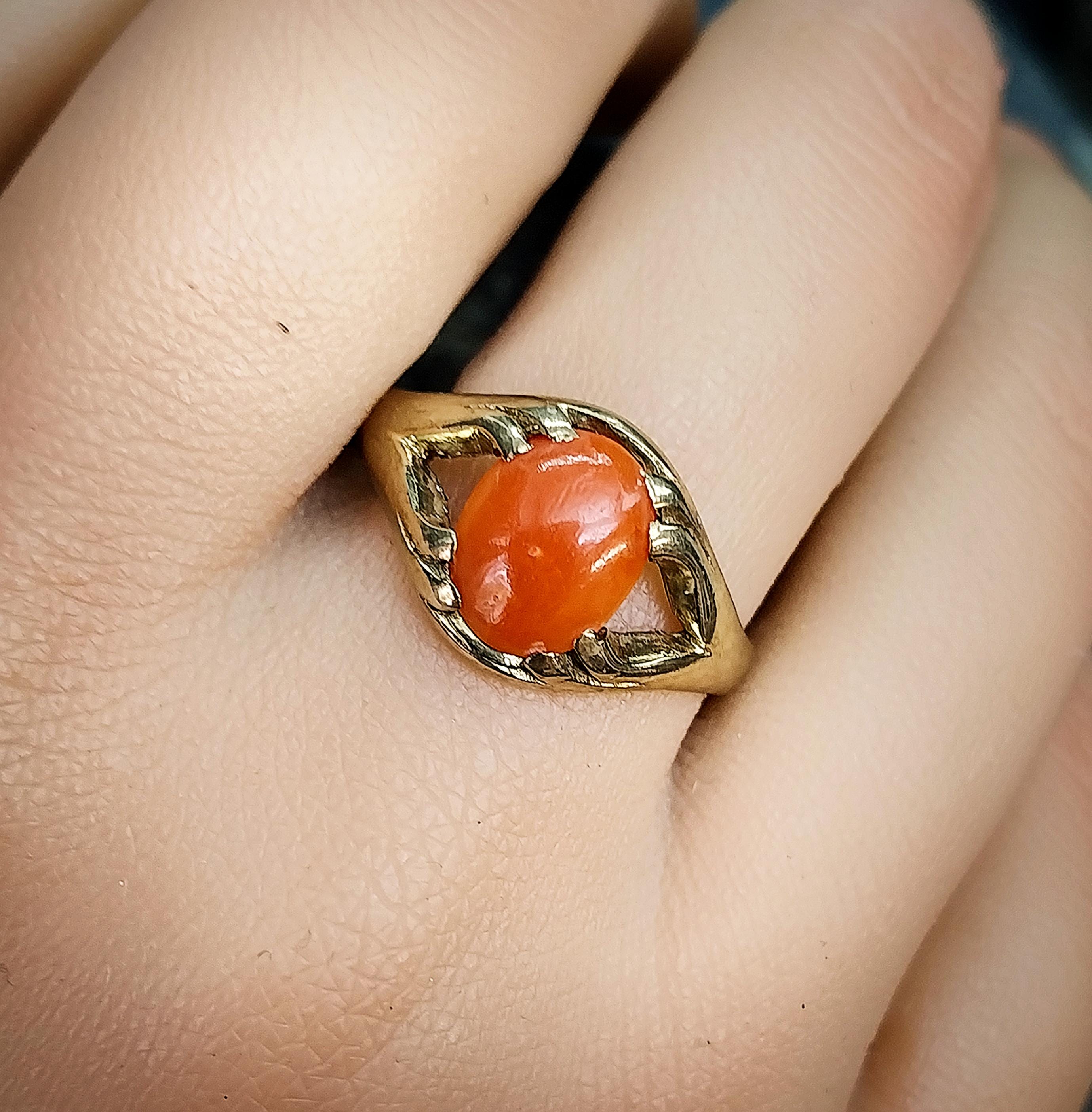 Vintage 9ct GOLD Coral RING - Big Size uk V (us 10.5) - 3.3g