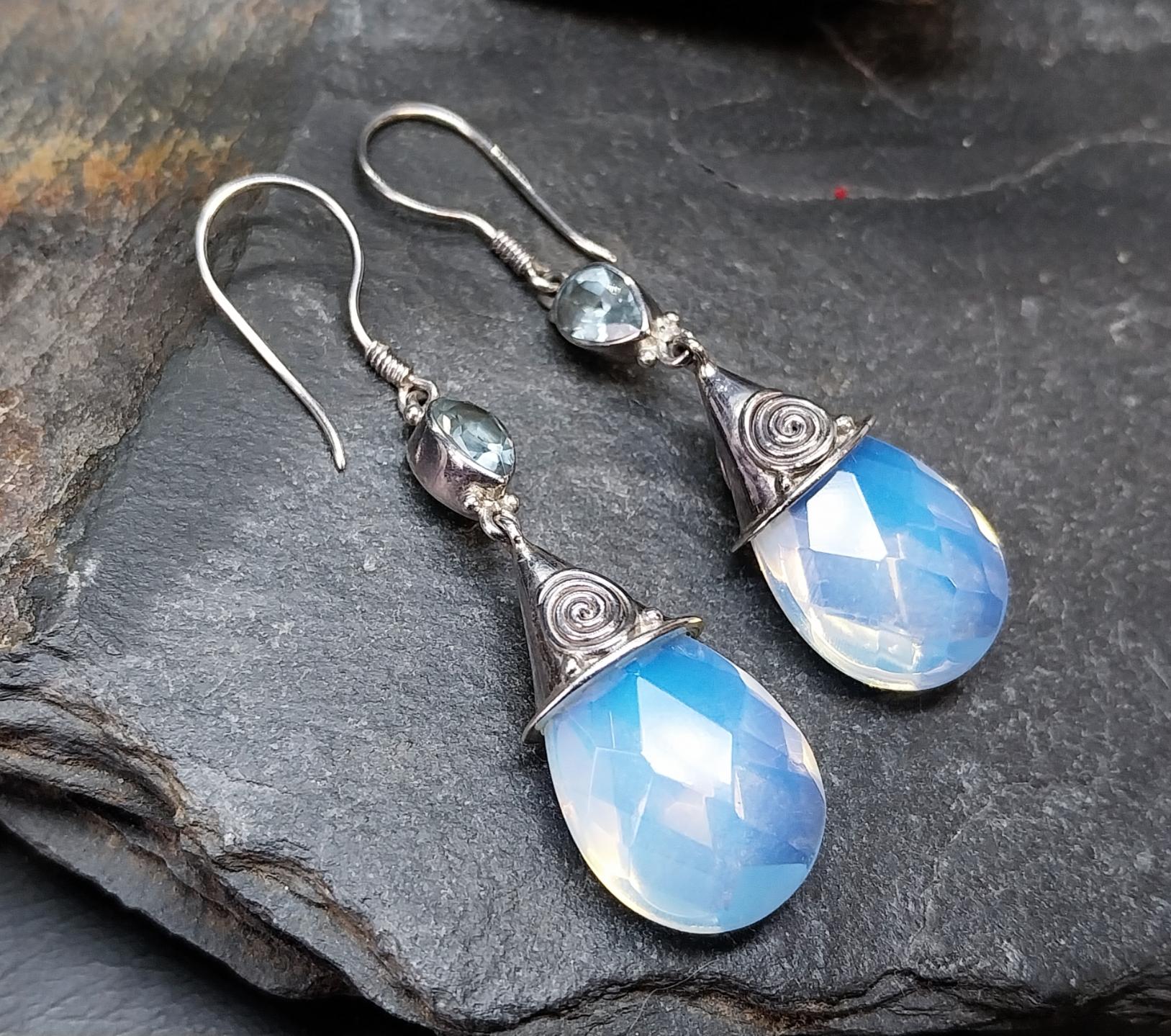 Vintage Sajen Blue Chalcedony & Topaz Necklace and Matching Earrings Set - 20g