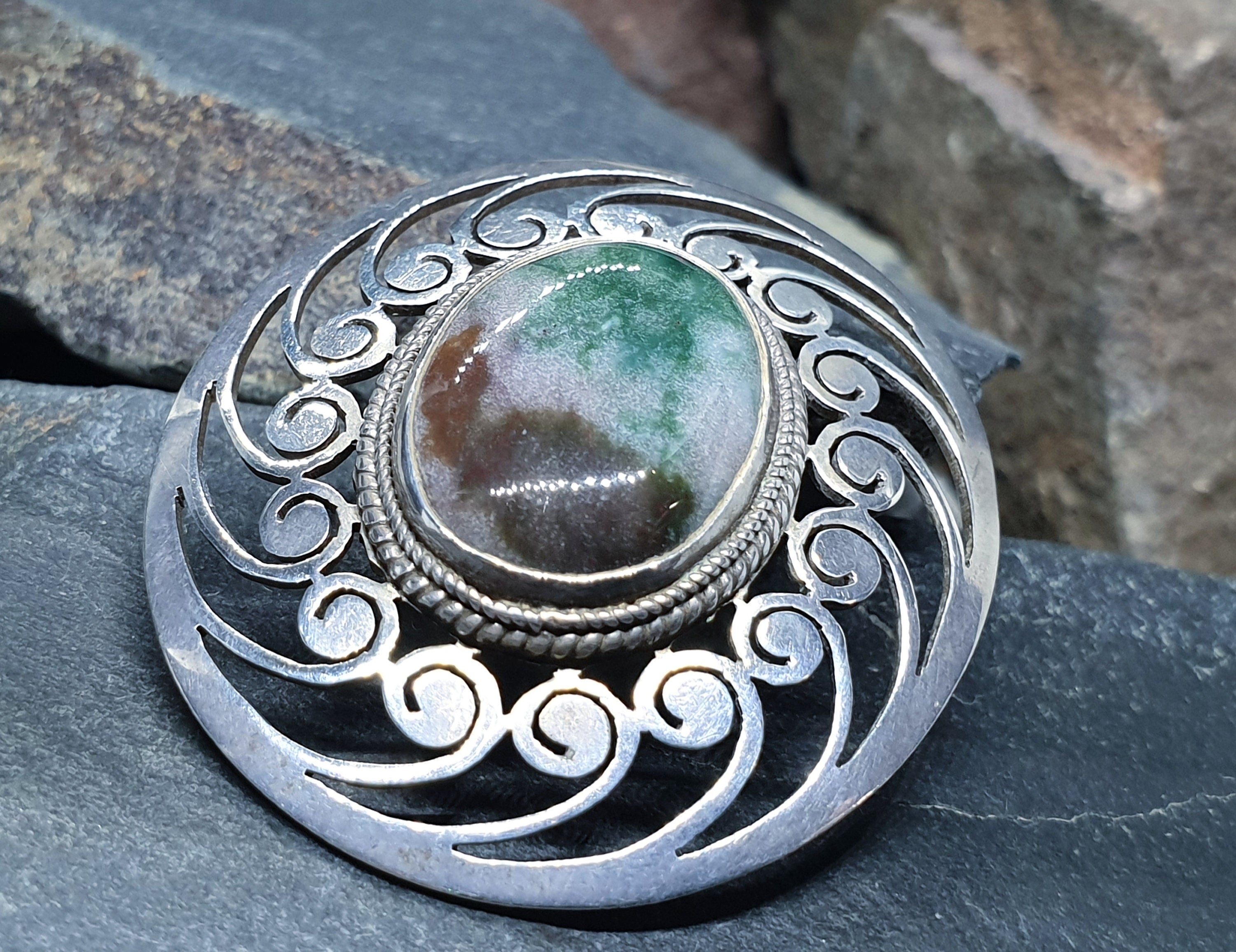 Large Sterling Silver Moss Agate Silver Brooch - 11.1g