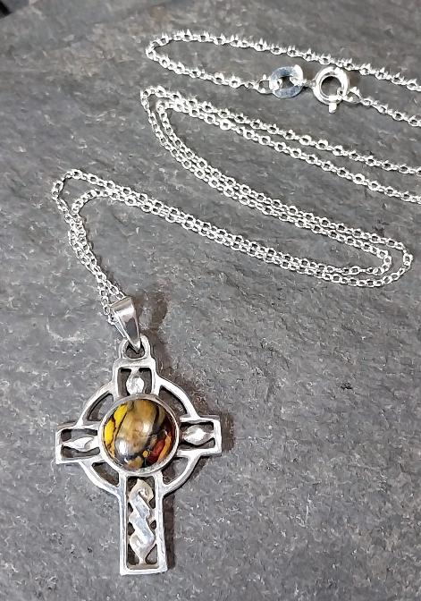 Heathergems CELTIC CROSS Pendant Necklace - Sterling Silver on 18" Chain - 3.4g