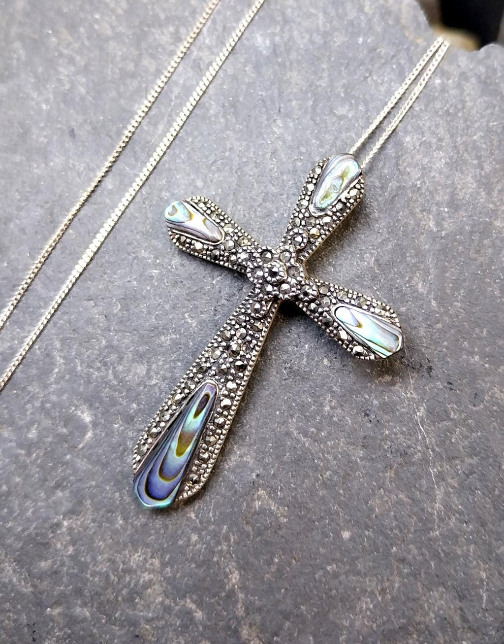 Large Vintage CROSS Pendant Necklace - Sterling Silver on 20" Chain - 7.6g