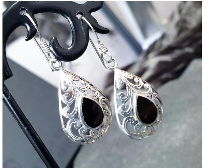 Sterling Silver Dangle Earrings - with Black Onyx Stone - 3.2g