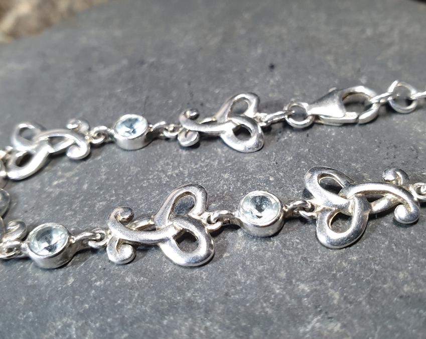 Sterling Silver Bracelet with Celtic Knot Links and Blue Stones -  7.7g