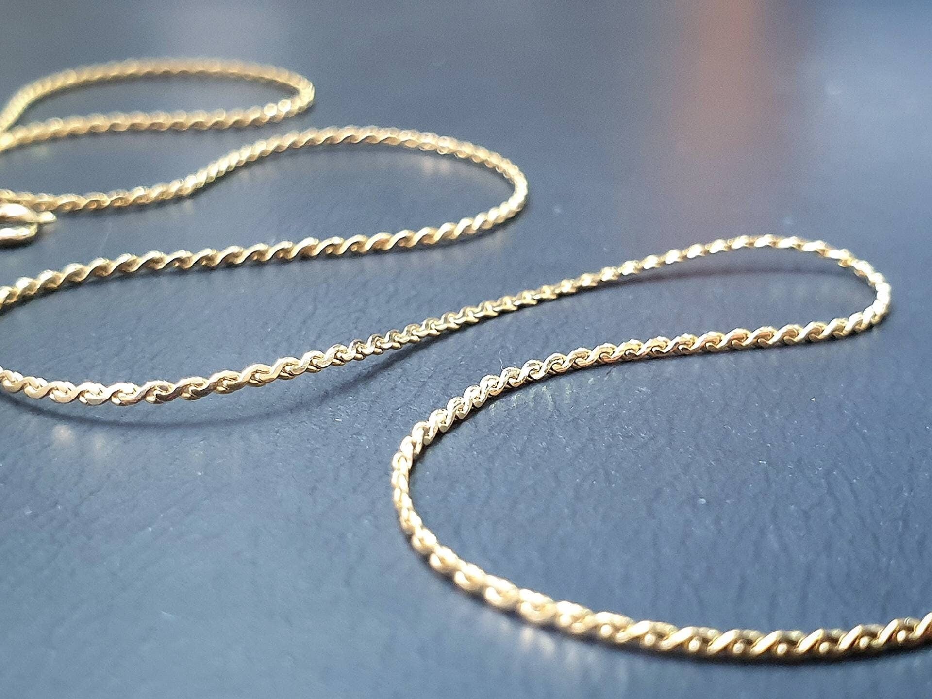 9ct GOLD Snake Style CHAIN Necklace - 18" Long - Hallmarked - 2.7g