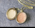 ANTIQUE Oval LOCKET - Pinchbeck Gilt on 18" Chain - 7.6g