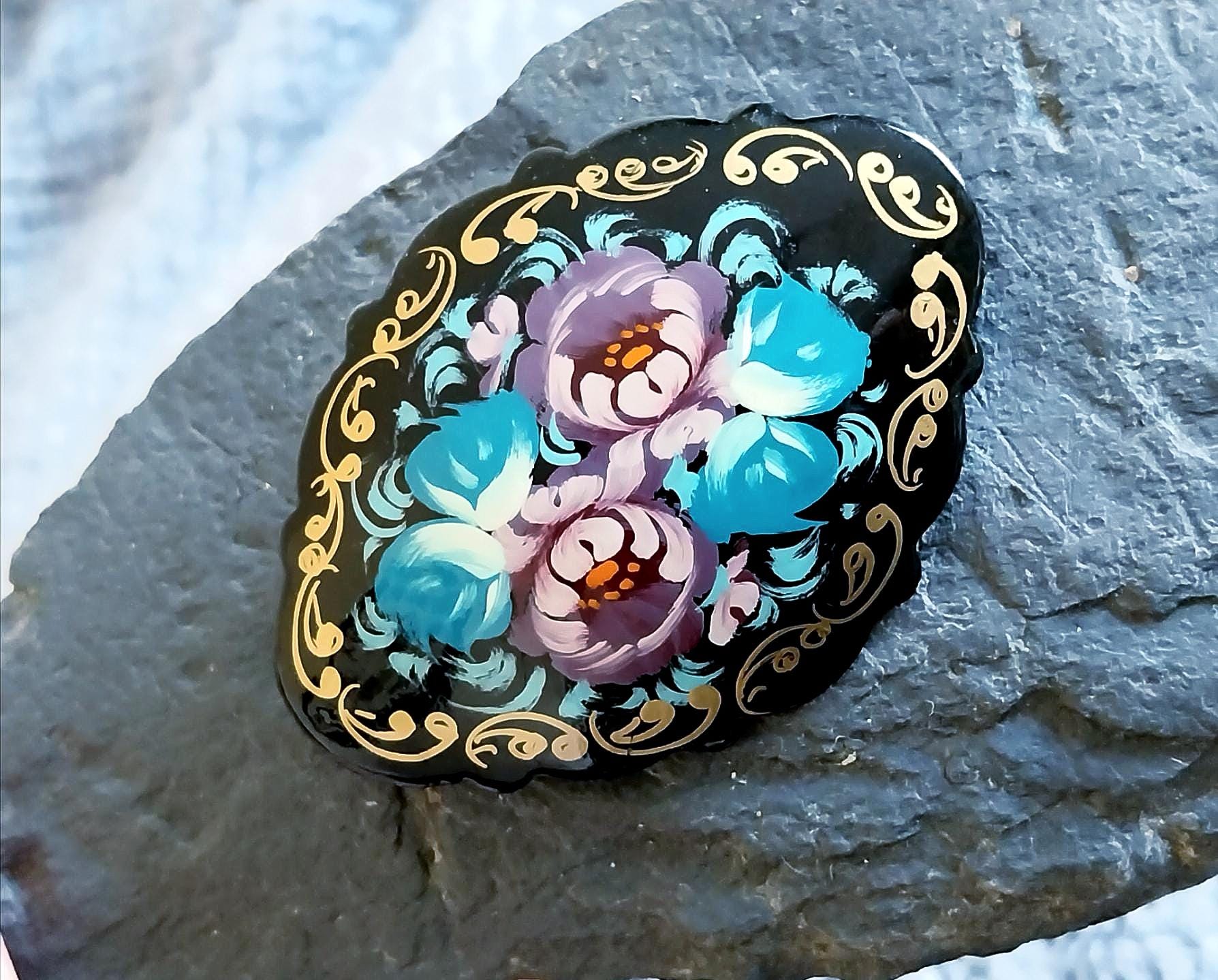 Russian Lacquer Art Brooch with Lilac and Blue Flowers 7.5g