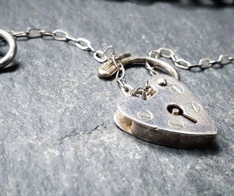 Vintage SILVER LINK BRACELET with 3 Charms and Padlock Lock - Sterling Silver - 17.2g