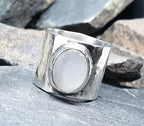 Wide Sterling Silver Moonstone Ring - uk size Q (us 8) - 16.1g