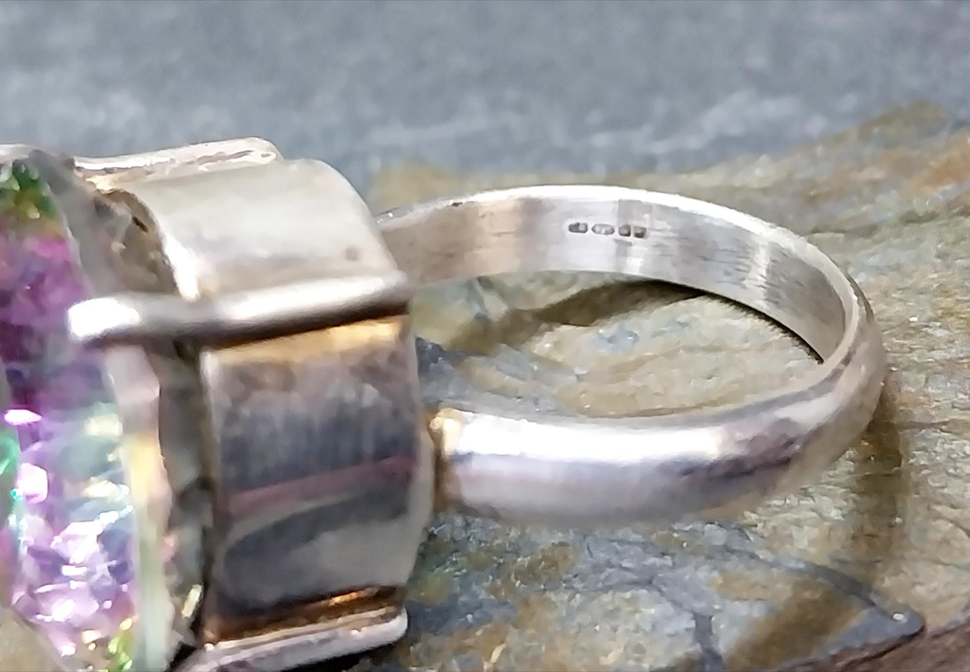 Sterling SILVER Mystic Topaz Rainbow Ring - Size uk M (us 7) - 7.8g