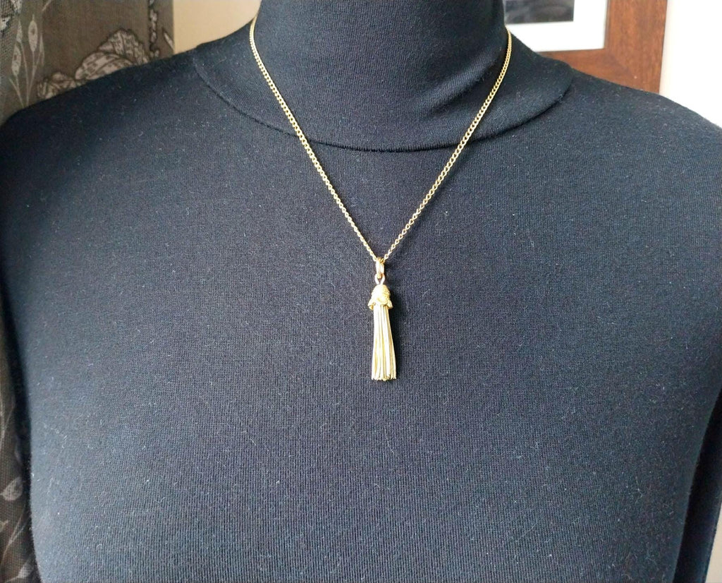 Vintage 9ct GOLD Chain with 9ct Tassel Pendant - 19" necklace - 10.5g