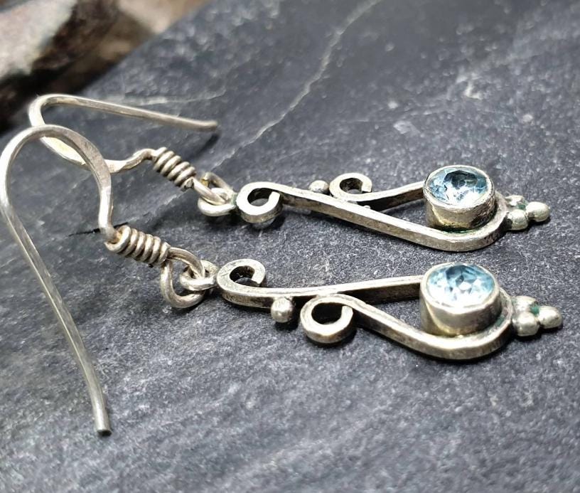 Sterling Silver Dangle Earrings - with Turquoise Blue Stone - 2.4g