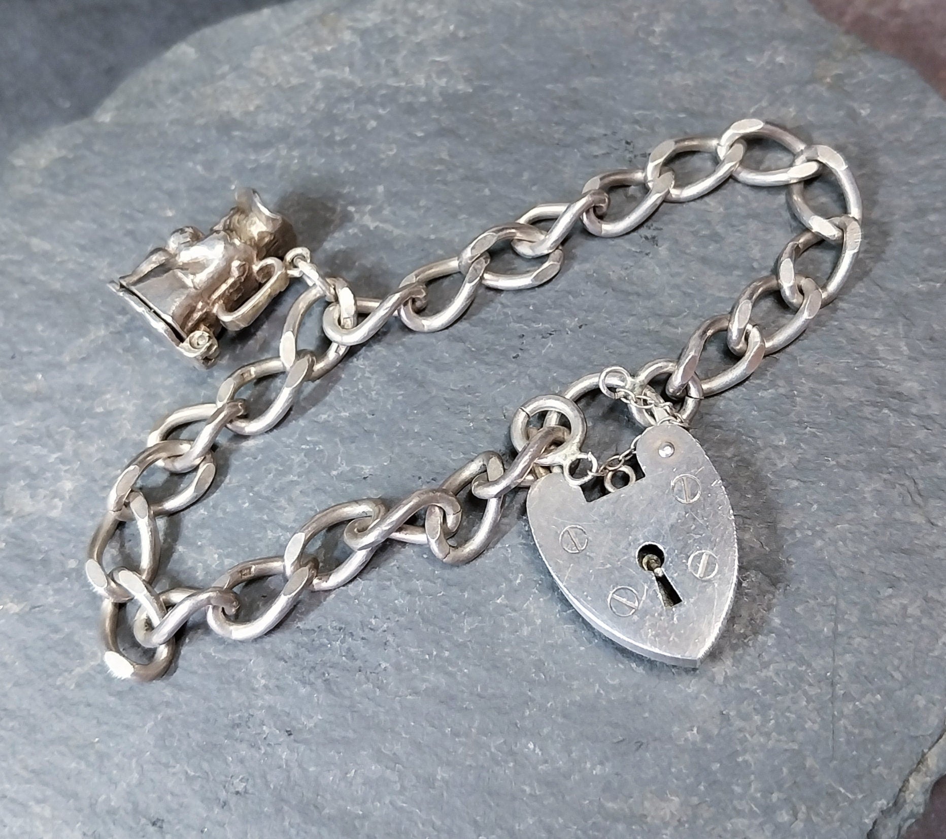 Vintage Silver CHARM BRACELET with Charm Opening Toby Beer Jug - 18.9g
