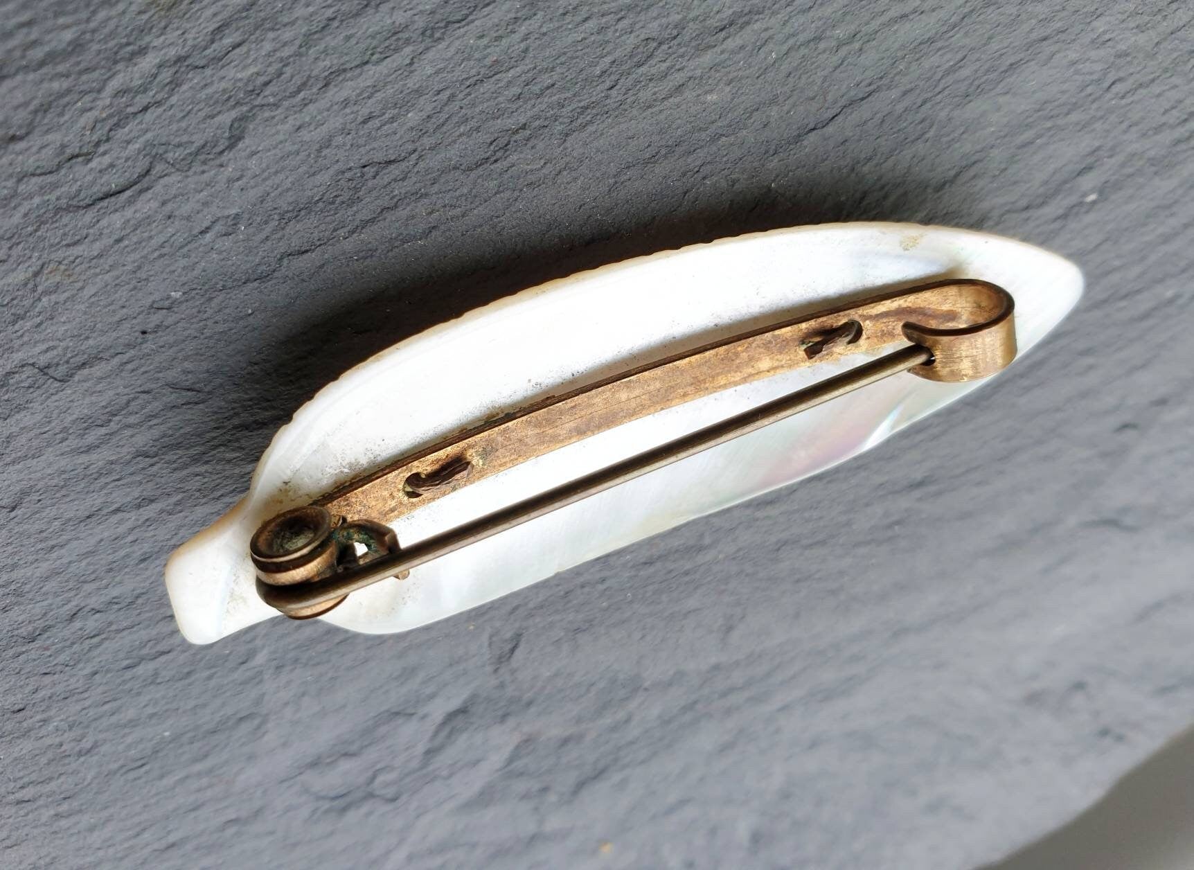Antique BABY BROOCH - Mother of Pearl with Silver Word - Newborn