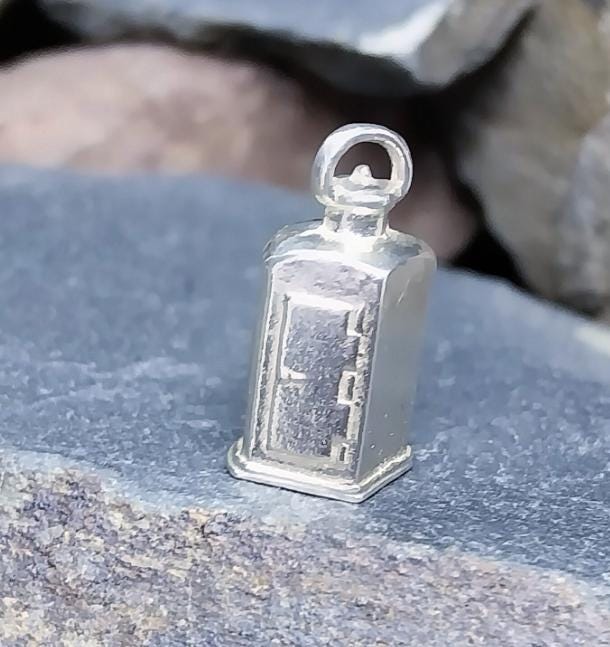 Vintage Silver LANTERN LAMP CHARM - with Red Glass for Bracelet - 3.8g