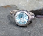 Vintage Blue Topaz RING - Sterling Silver- uk size M (us 6) - 5.4g