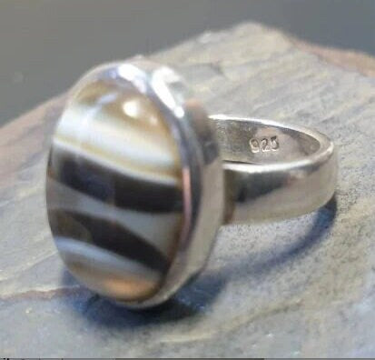 Vintage SILVER BANDED AGATE Ring - Landscape Agate - Size uk O (us 7) - 7.5g
